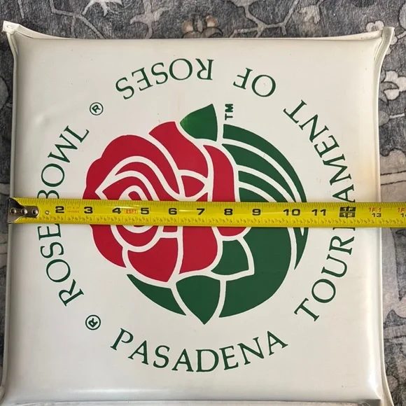 Rose Bowl Tournament of Roses Seat Cushions - Picture 14 of 15